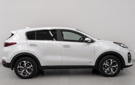 KIA Sportage IV рестайлинг, 2021 год, 2 500 000 рублей, 4 фотография