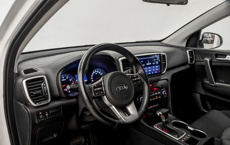 KIA Sportage IV рестайлинг, 2021 год, 2 500 000 рублей, 16 фотография