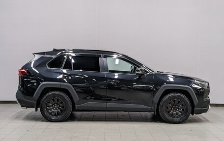 Toyota RAV4, 2023 год, 4 170 000 рублей, 4 фотография