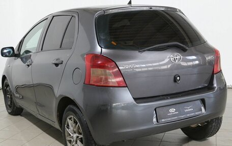 Toyota Yaris III рестайлинг, 2007 год, 480 000 рублей, 7 фотография