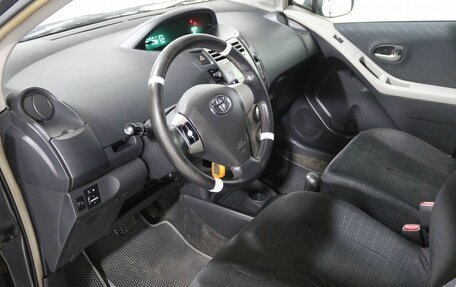 Toyota Yaris III рестайлинг, 2007 год, 480 000 рублей, 14 фотография