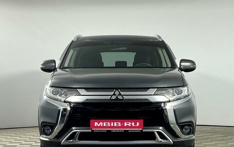 Mitsubishi Outlander III рестайлинг 3, 2020 год, 2 829 000 рублей, 2 фотография