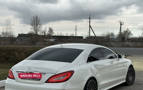 Mercedes-Benz CLS, 2015 год, 2 950 000 рублей, 4 фотография