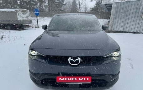 Mazda MX-30, 2020 год, 2 500 000 рублей, 2 фотография