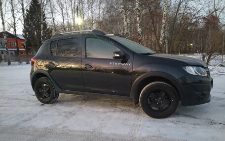 Renault Sandero II рестайлинг, 2014 год, 1 199 000 рублей, 1 фотография