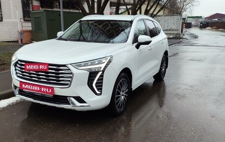 Haval Jolion, 2023 год, 2 100 000 рублей, 4 фотография