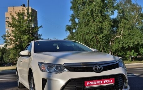 Toyota Camry, 2016 год, 1 110 000 рублей, 3 фотография