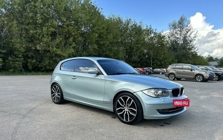 BMW 1 серия, 2007 год, 850 000 рублей, 7 фотография