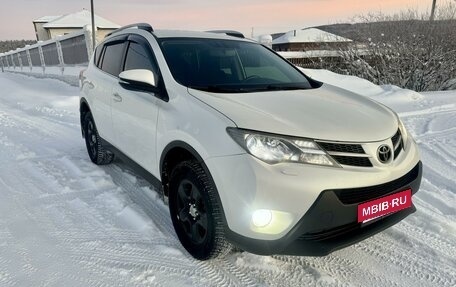 Toyota RAV4, 2013 год, 2 200 000 рублей, 3 фотография