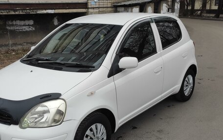 Toyota Vitz, 2003 год, 435 000 рублей, 3 фотография