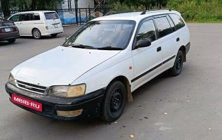 Toyota Caldina, 1999 год, 400 000 рублей, 2 фотография