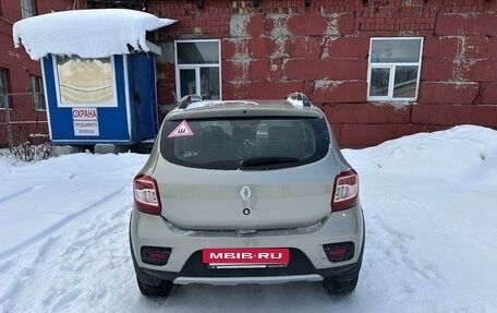 Renault Sandero II рестайлинг, 2015 год, 999 999 рублей, 6 фотография