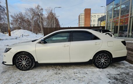 Toyota Camry, 2017 год, 1 760 000 рублей, 2 фотография