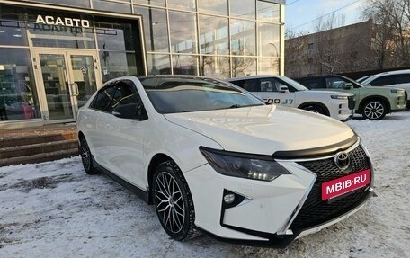 Toyota Camry, 2017 год, 1 760 000 рублей, 7 фотография