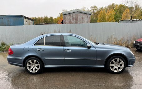 Mercedes-Benz E-Класс, 2004 год, 590 000 рублей, 6 фотография