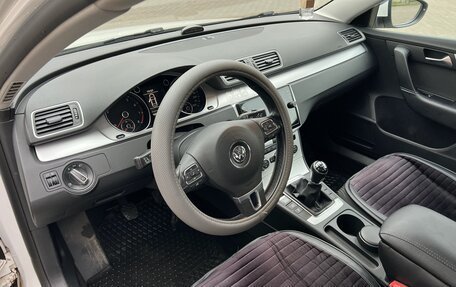 Volkswagen Passat B7, 2012 год, 1 490 000 рублей, 10 фотография