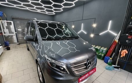 Mercedes-Benz Vito, 2019 год, 4 400 000 рублей, 17 фотография