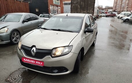 Renault Logan II, 2015 год, 440 000 рублей, 7 фотография