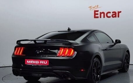 Ford Mustang VI рестайлинг, 2020 год, 3 100 000 рублей, 3 фотография