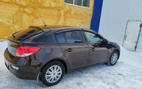 Chevrolet Cruze II, 2013 год, 930 000 рублей, 4 фотография