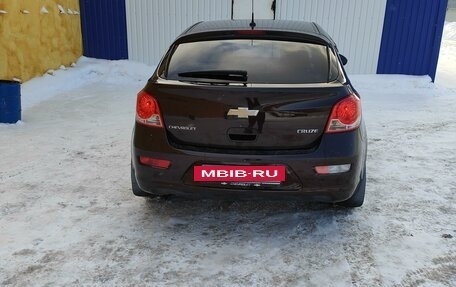 Chevrolet Cruze II, 2013 год, 930 000 рублей, 3 фотография