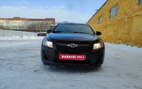 Chevrolet Cruze II, 2013 год, 930 000 рублей, 2 фотография