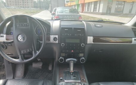 Volkswagen Touareg III, 2006 год, 850 000 рублей, 10 фотография