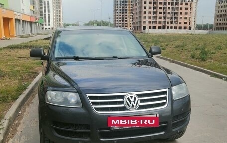 Volkswagen Touareg III, 2006 год, 850 000 рублей, 2 фотография