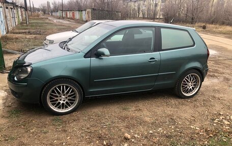 Volkswagen Polo IV рестайлинг, 2007 год, 400 000 рублей, 1 фотография