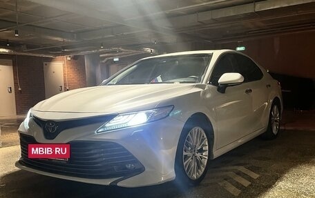 Toyota Camry, 2020 год, 3 500 000 рублей, 1 фотография