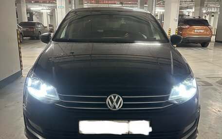 Volkswagen Polo VI (EU Market), 2018 год, 1 450 000 рублей, 1 фотография