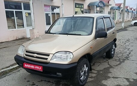 Chevrolet Niva I рестайлинг, 2006 год, 450 000 рублей, 1 фотография