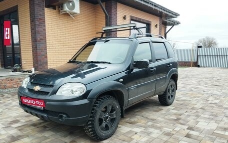 Chevrolet Niva I рестайлинг, 2010 год, 540 000 рублей, 10 фотография