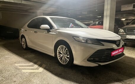 Toyota Camry, 2020 год, 3 500 000 рублей, 6 фотография