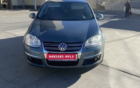 Volkswagen Jetta VI, 2009 год, 850 000 рублей, 6 фотография