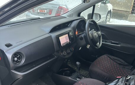 Toyota Vitz, 2017 год, 975 000 рублей, 6 фотография