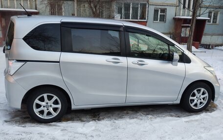 Honda Freed I, 2013 год, 1 360 000 рублей, 4 фотография