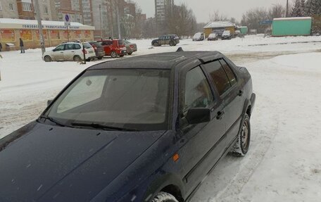 Volkswagen Vento, 1992 год, 140 000 рублей, 3 фотография