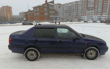 Volkswagen Vento, 1992 год, 140 000 рублей, 8 фотография