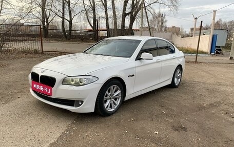 BMW 5 серия, 2013 год, 1 840 000 рублей, 2 фотография