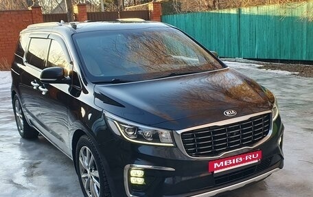 KIA Carnival III, 2018 год, 3 350 000 рублей, 37 фотография