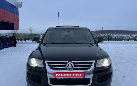 Volkswagen Touareg III, 2007 год, 1 500 000 рублей, 2 фотография