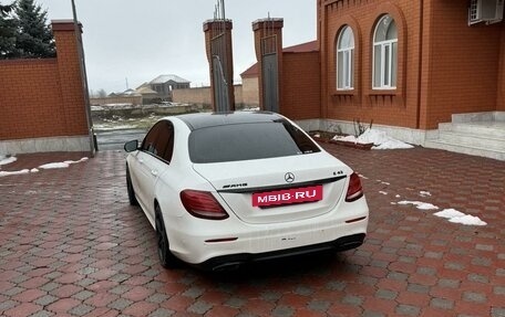 Mercedes-Benz E-Класс, 2016 год, 2 550 000 рублей, 5 фотография