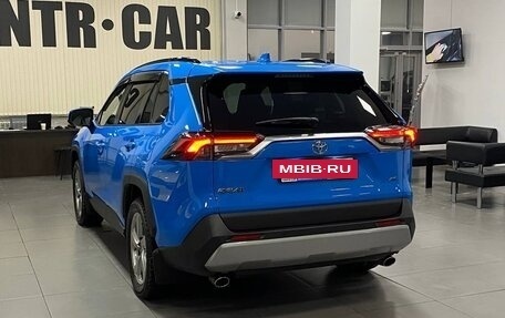 Toyota RAV4, 2019 год, 3 735 000 рублей, 3 фотография