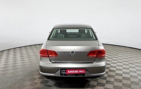 Volkswagen Passat B7, 2012 год, 1 270 000 рублей, 7 фотография