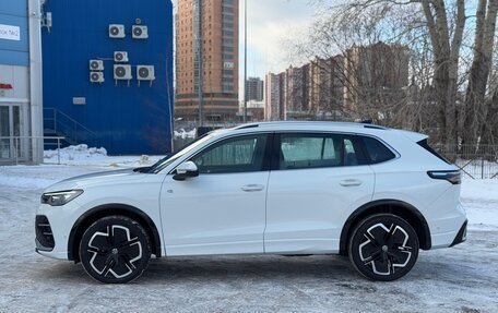 Volkswagen Tiguan, 2024 год, 5 600 000 рублей, 2 фотография