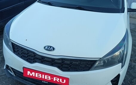 KIA Rio IV, 2020 год, 1 710 000 рублей, 1 фотография