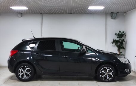 Opel Astra J, 2011 год, 690 000 рублей, 6 фотография