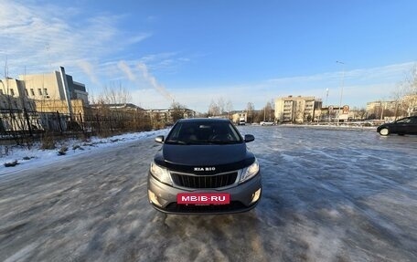 KIA Rio III рестайлинг, 2013 год, 830 000 рублей, 2 фотография