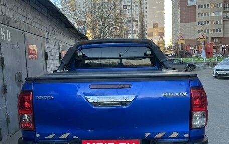 Toyota Hilux VIII, 2018 год, 3 550 000 рублей, 2 фотография